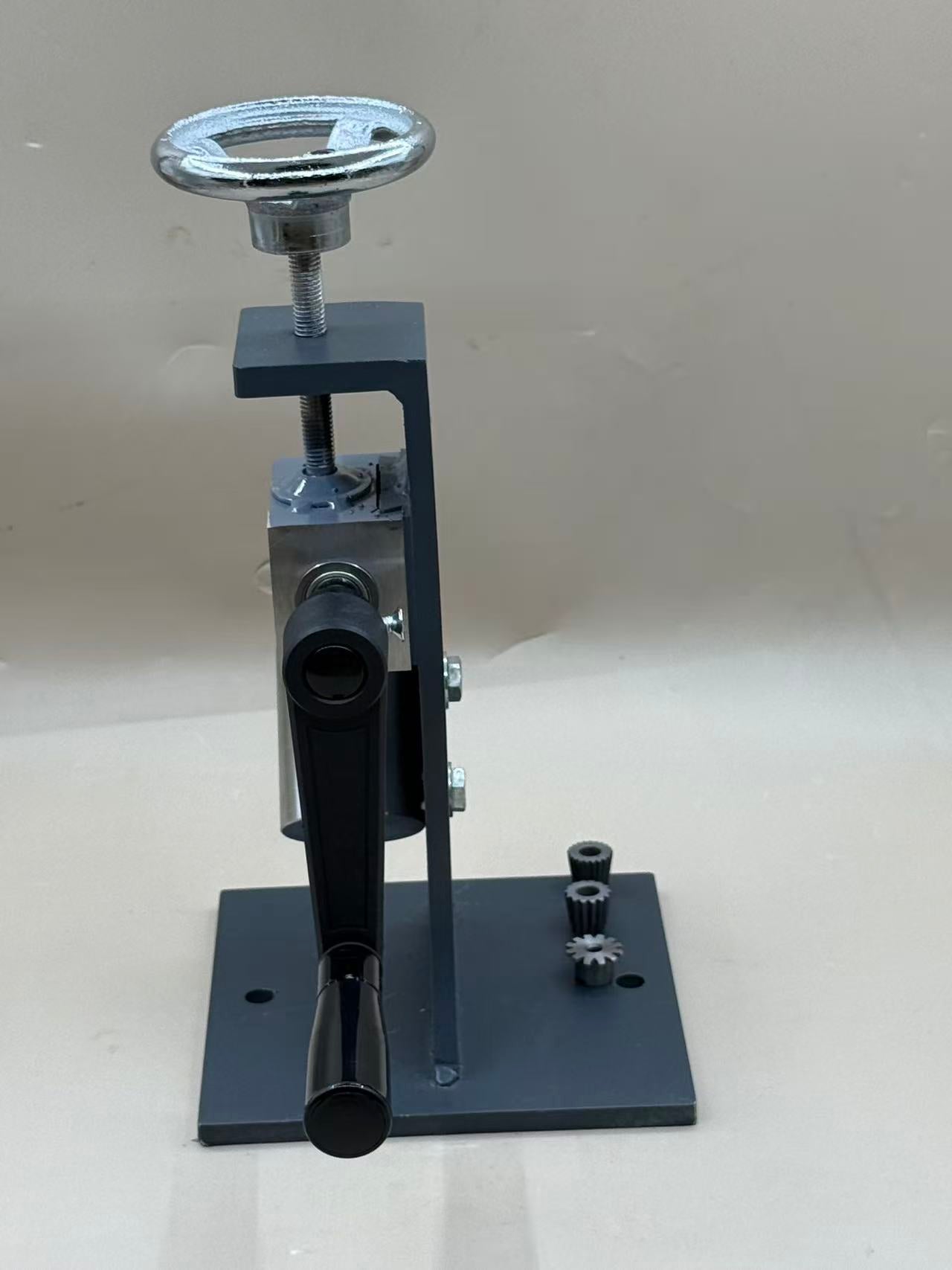 Fudge wheel machine By YANG 8&10SPI