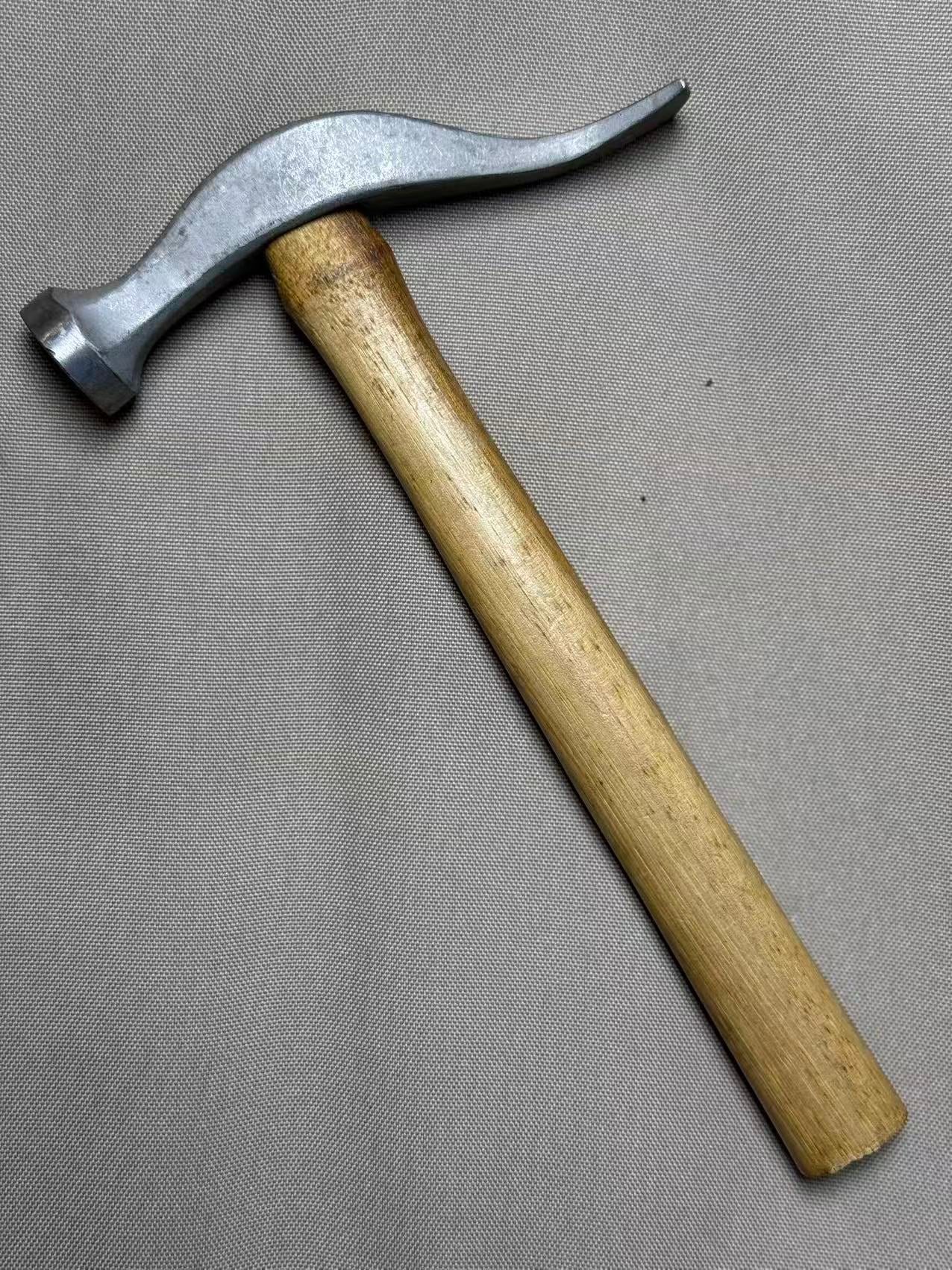 Shoemaker hammer 344.3 gram, Silver