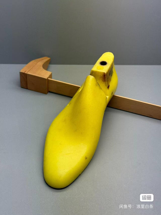 89F  British Spring Line Original Men’s Banana Last