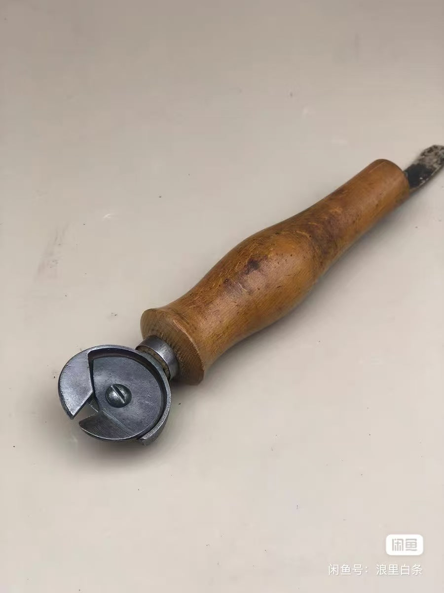 Circular welt cutters