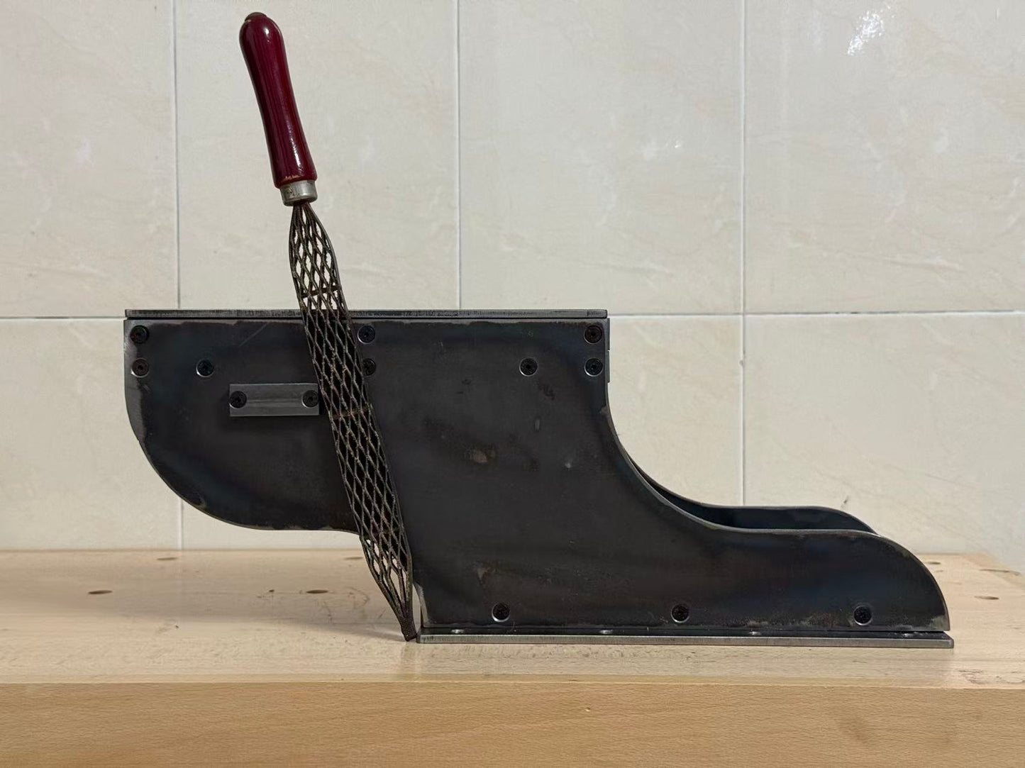 TITAN Last making Steel stand