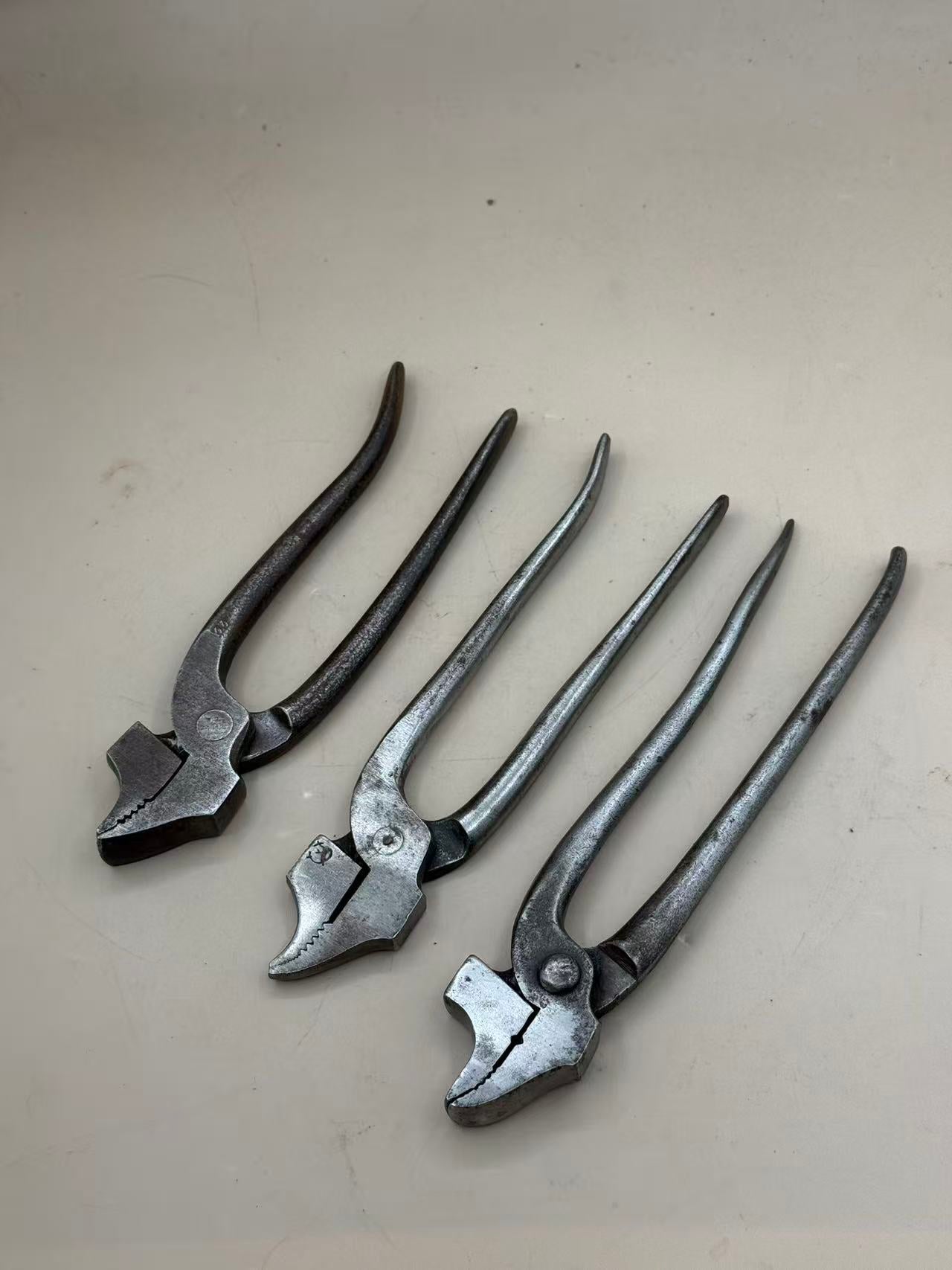 French Bost Frères Shoemaker Vintage lasting pliers