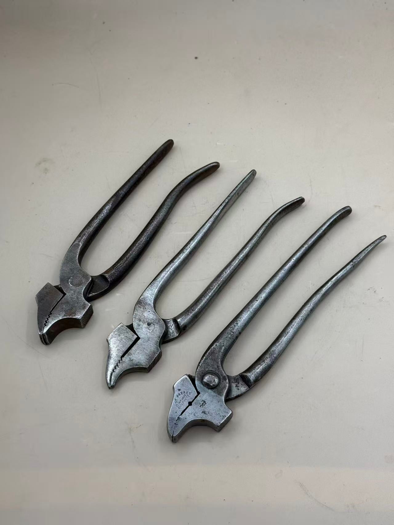 French Bost Frères Shoemaker Vintage lasting pliers