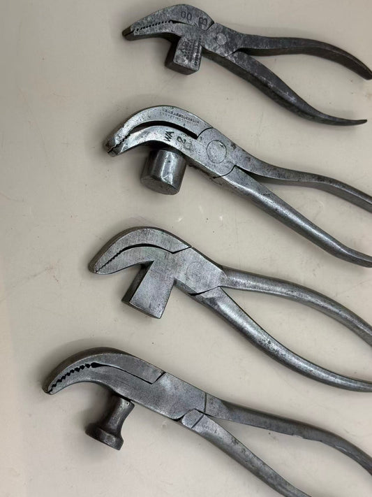 Vintage George Barnsley Shoemakers Leatherworking Lasting Pliers