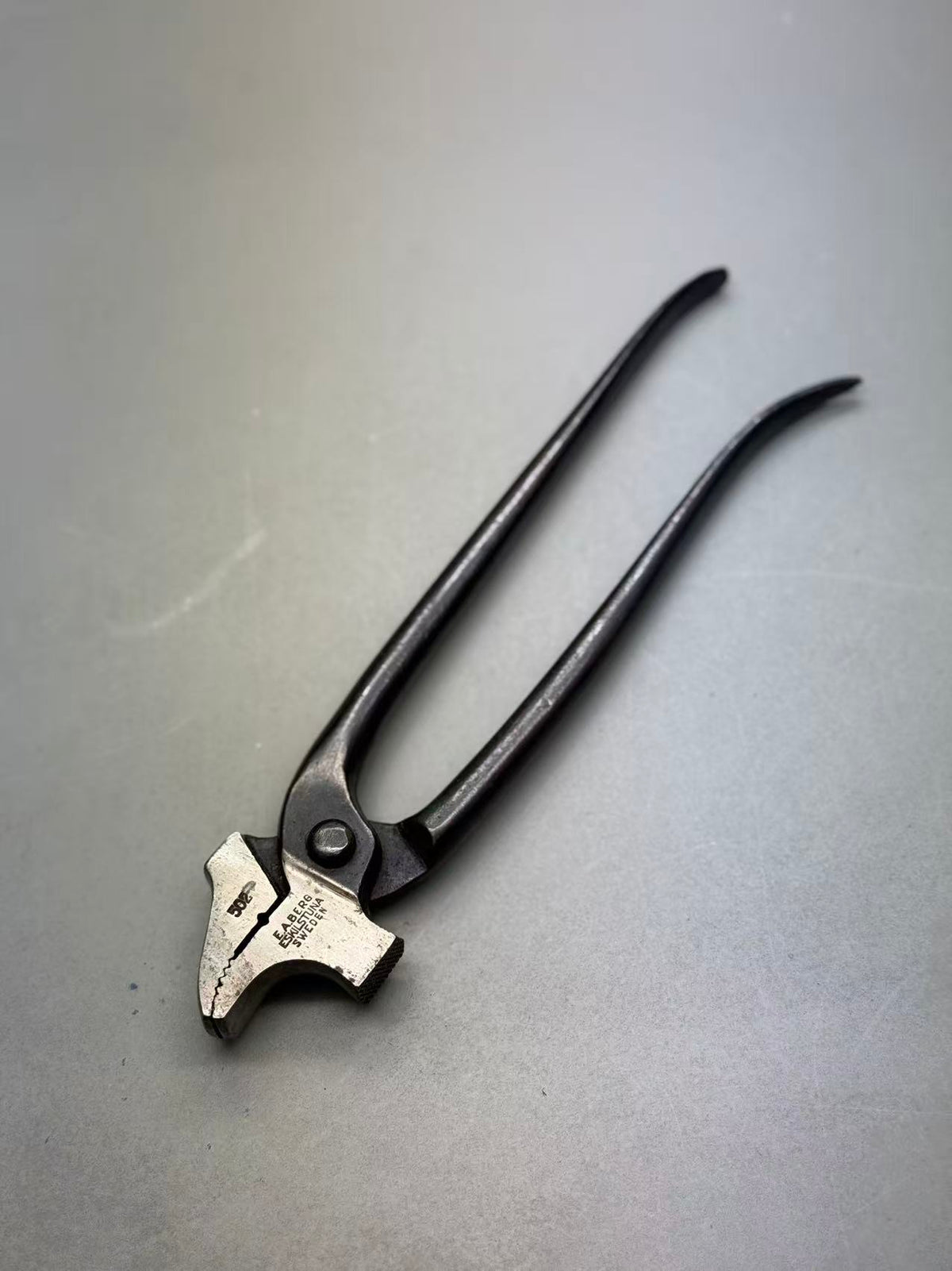 E.A. Berg Eskilstuna Sweden 502 Lasting plier