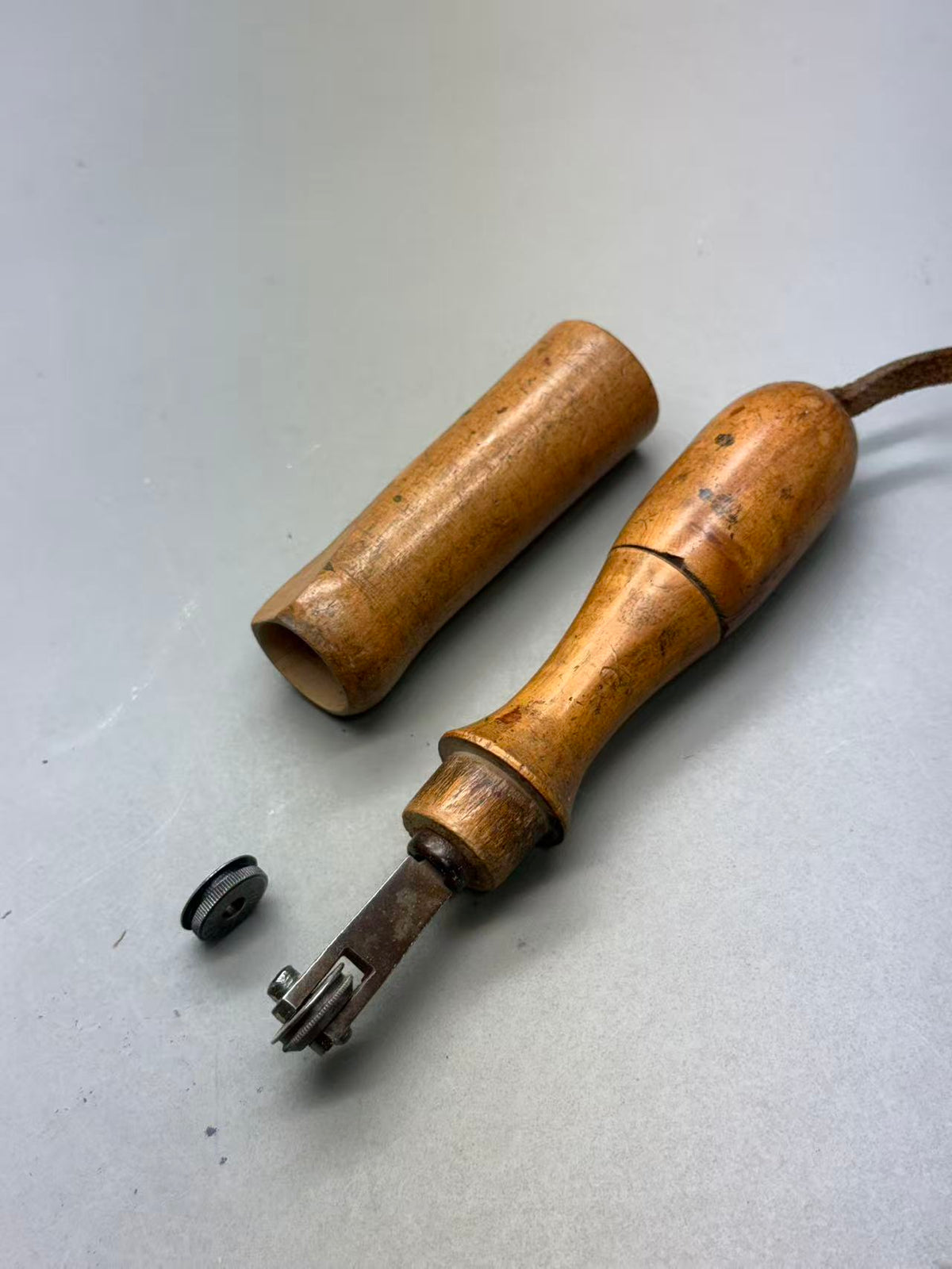Heel Seat wheel in two sizes by Germany