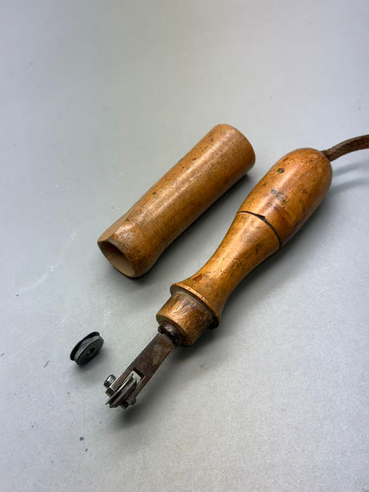 Heel Seat wheel in two sizes by Germany