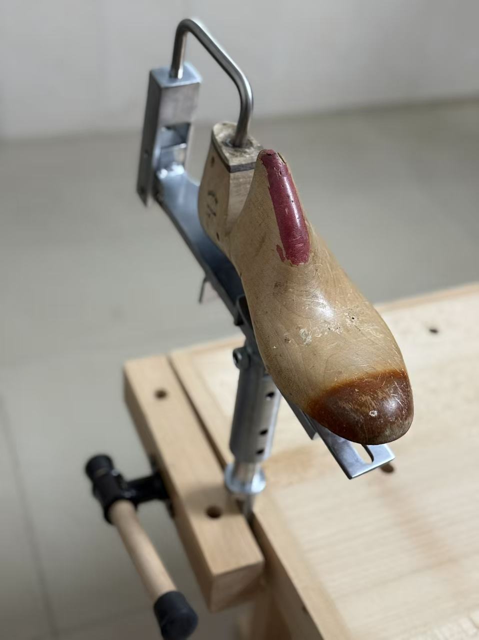 Moccasin shoes stand tools