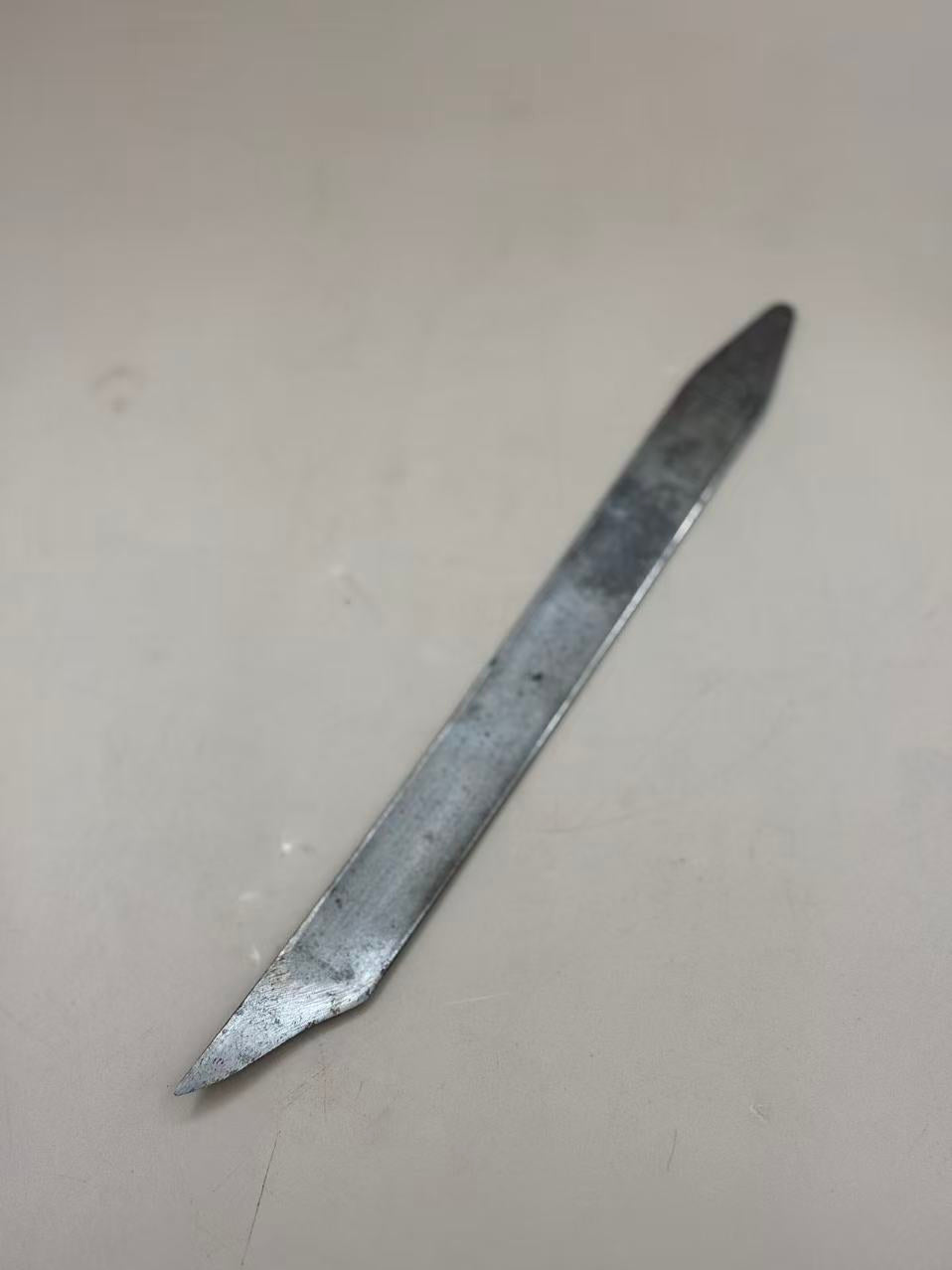 Shoemaker knife TINA 270