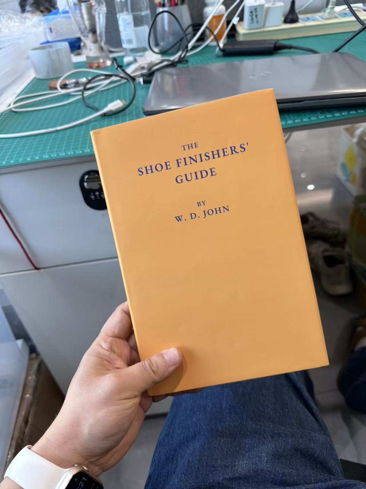 The Shoe Finishers’ Guide BY  W. D. John