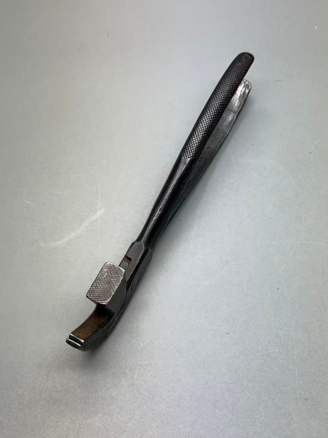 Vintage E.A Berg Eskilstuna Sweden Shoemaker's English style pliers 511
