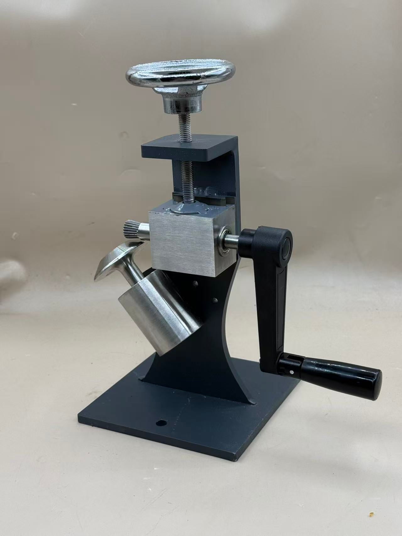 Fudge wheel machine By YANG 8&10SPI