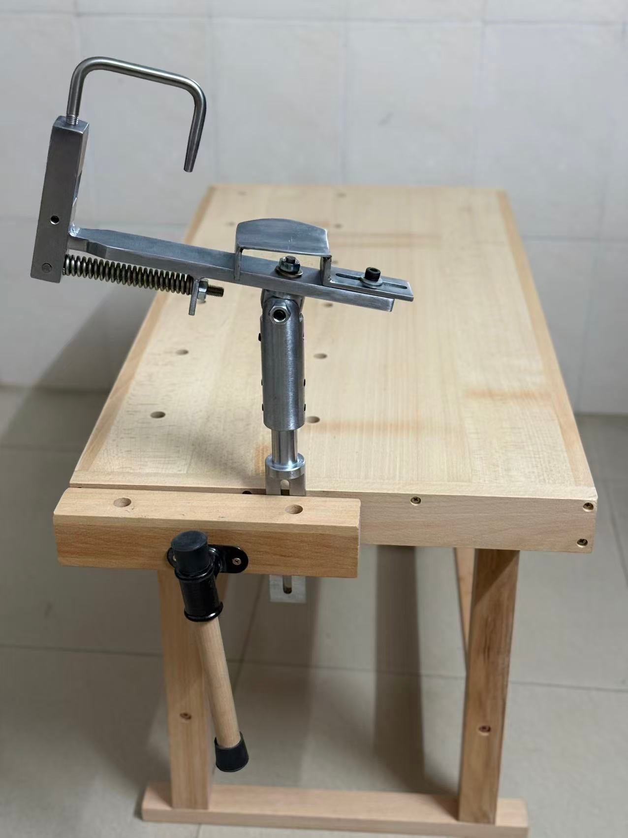 Moccasin shoes stand tools