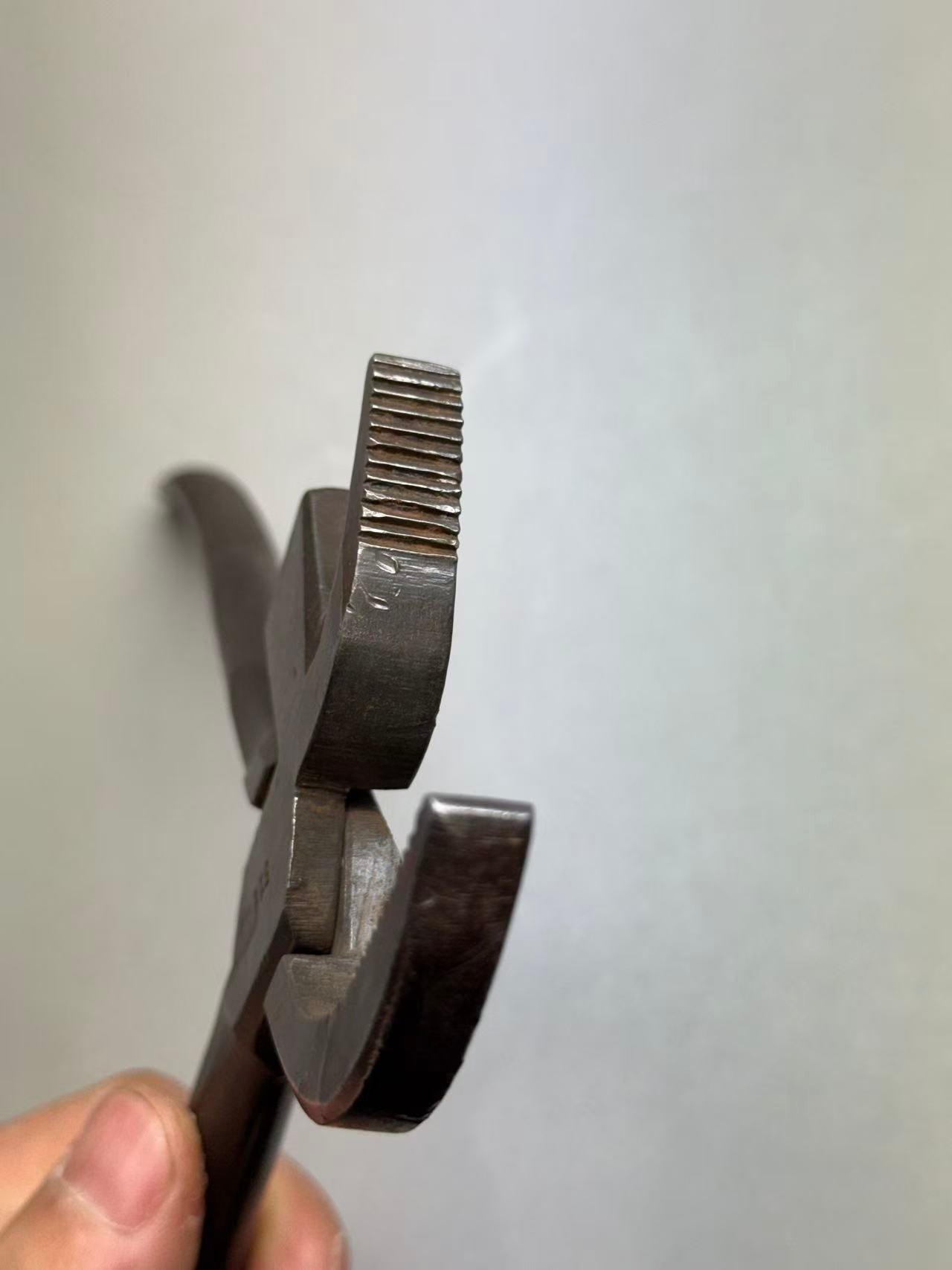 Vintage E.A Berg Eskilstuna Sweden Shoemaker's English style pliers 511